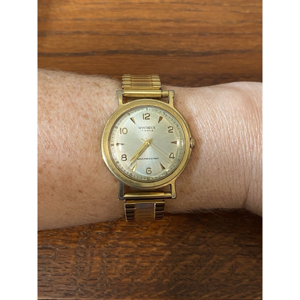 Montreux Men's Gold Tone Hadley Roma Stretch Wrist Watch 7 Jewels Manual WORKS!